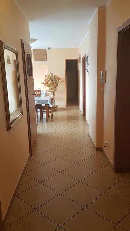 Hostel Rafcar Μπίντγκοστς Εξωτερικό φωτογραφία